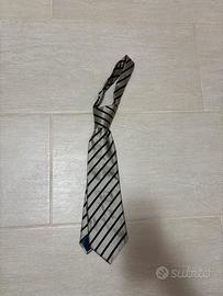 Cravatta Altea Milano 100% seta grigio argento