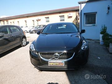 Volvo V40 D2 Inscription NEOPATENTATO