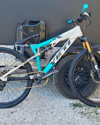yeti 4x 