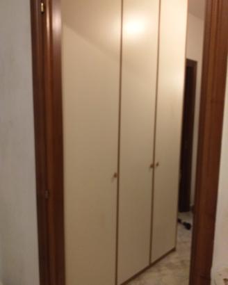 4 armadi e portabiancheria