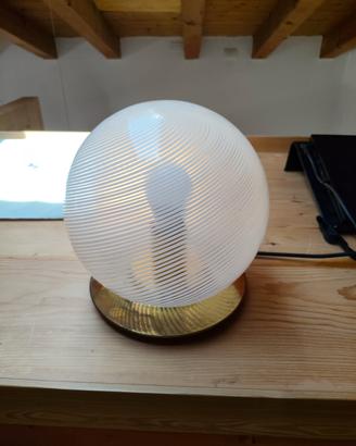 lampada da tavolo 