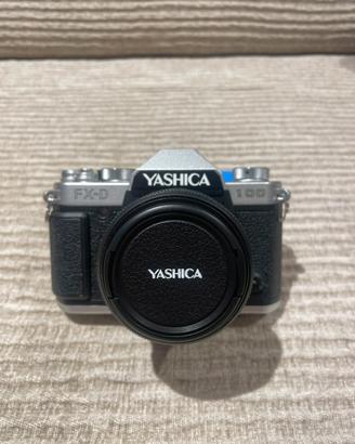 Yashica FX-D100 fotocamera digitale Vintage