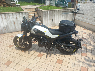 Benelli leoncino 125