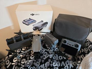 DJI Air 3 Fly More Combo con DJI RC 2