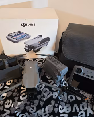 DJI Air 3 Fly More Combo con DJI RC 2