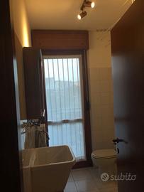 Appartamento ammobiliato tre locali doppi servizi