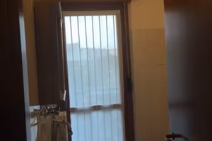 Appartamento ammobiliato tre locali doppi servizi