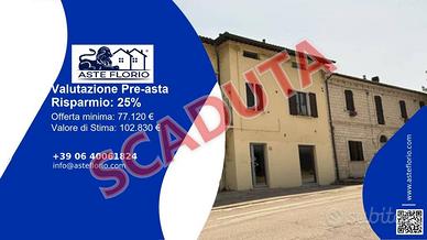 Immobile in asta di 195 m² con più di 5 locali a C