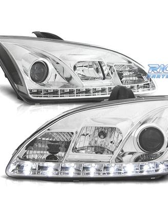FARI FORD FOCUS 04-08 LUCE DIURNA A LED FONDO CROM
