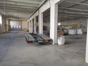 Magazzino 700 mq