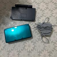 Nintendo 3DS verde acqua con FIFA 14