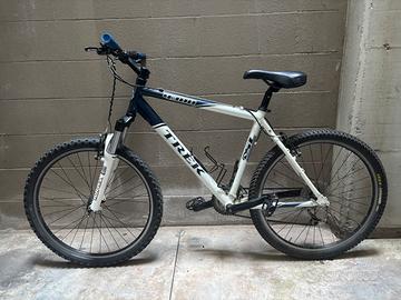 TREK 4300 mtb