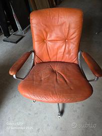 POLTRONA DA UFFICIO ANNI 50 IN VERA PELLE