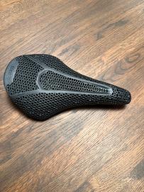 Sella Fizik Argo 150mm r1 adaptive