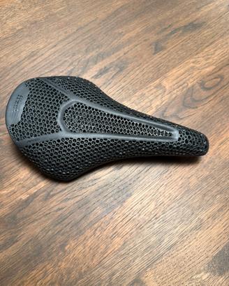 Sella Fizik Argo 150mm r1 adaptive