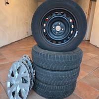 4 cerchi originali  toyota per yaris 175/65/15