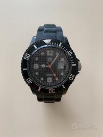 Orologio nuovo uni colors water proof 5ATM 50 m