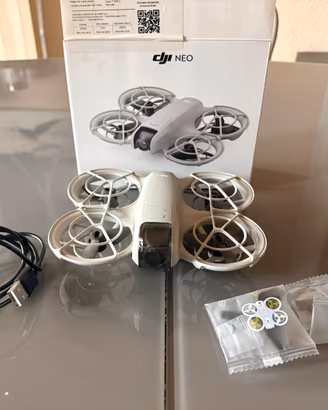 DJI NEO - usato solo due volte completo di scatola