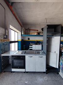 Cucina completa