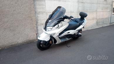  TMAX 500