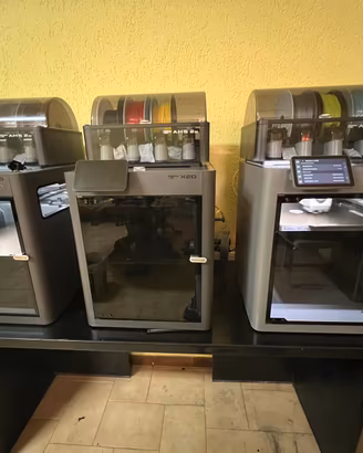 Stampante 3d Bambulab X2Dcombo x2 -P2S Combi x1
