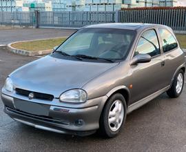 Opel Corsa 1.6 16V cat 3 porte GSi