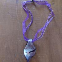 Collana con ciondolo in vetro di Murano