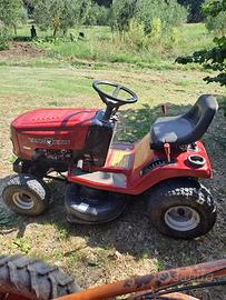 Trattorino tagliaerba YardKing YK60