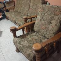 Divano con due poltrone