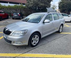 SKODA - Octavia Station Wagon - 1.6 TDI CR F.AP.