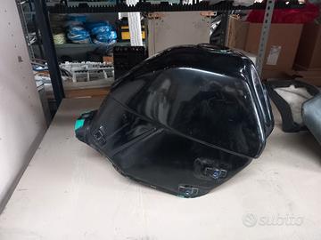 serbatoio  yamaha 2kf 600