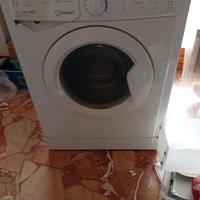 lavatrice Indesit 