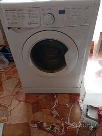 lavatrice Indesit 