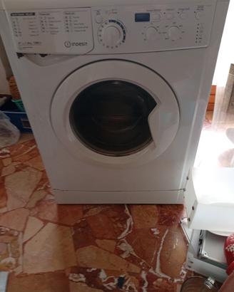 lavatrice Indesit 