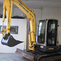 MINIESCAVATORE NEW HOLLAND E50.SR