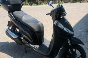 Sh 300