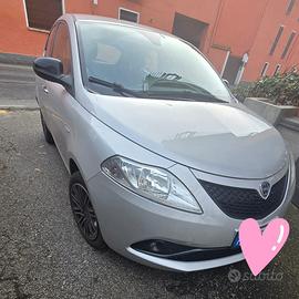Lancia ypsilon 1.0F del 2021