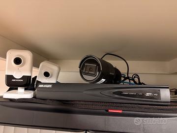 Nvr + 3 telecamere POE hikvision