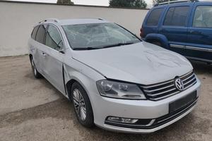 Vw passat variant 365 2.0 tdi 140cv -ricambi