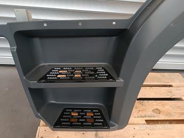 Pedana parafango MERCEDES ATEGO E6