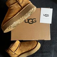 Ugg Mini Platform