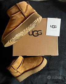 Ugg Mini Platform