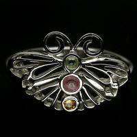 Anello in argento con zaffiri naturali 