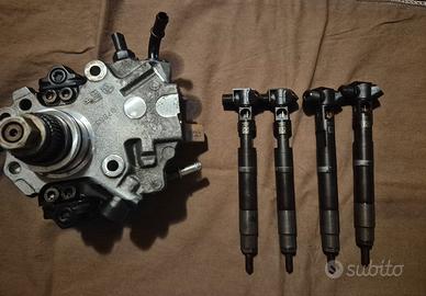 Pompa e iniettori motore 2.2 diesel Mercedes Benz 