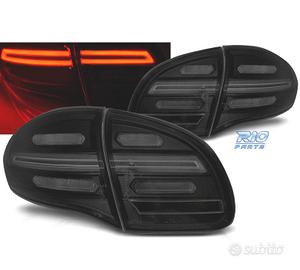FANALI PORSCHE CAYENNE 10-15 A LED COMPLETI A BARR