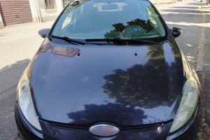 FORD FIESTA TITANIUM