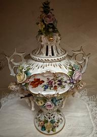 Porta Incensi in Porcellana Policroma Capodimonte