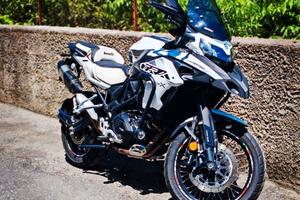 Benelli trk 502 x
