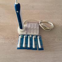 Spazzolino elettrico Braun