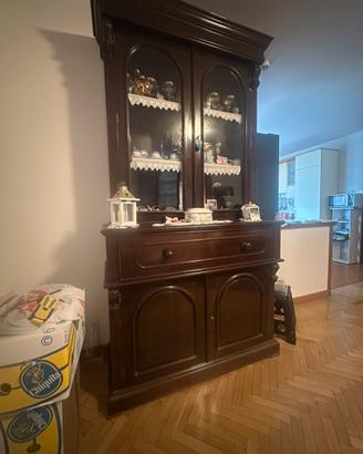 Cristalliera con credenza in legno massello